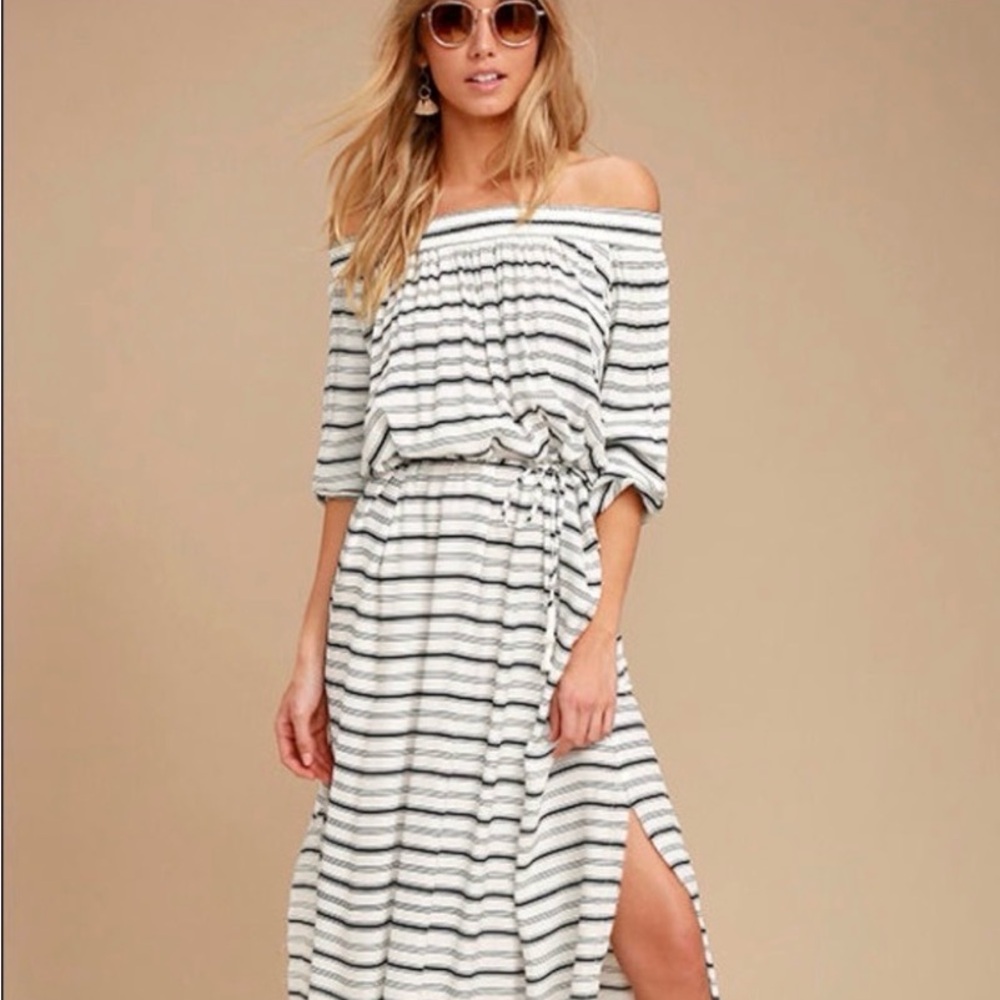 Faithfull the Brand Off-Shoulder Striped Maxi Dress in Black and Cream Size 2